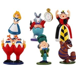 Alice in Wonderland figures